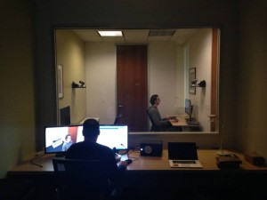 A usability test session in the Progress Usability Labs)